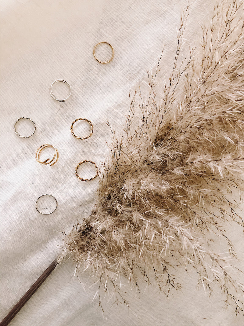 Fiora Ring